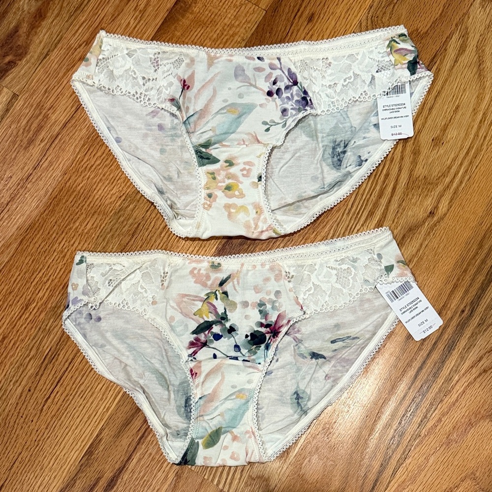 NWT Soma Embraceable Signature Lace Bikini Panty Floral Size Medium Set of 2